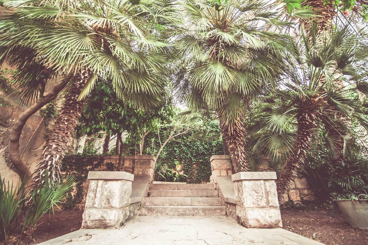 Villa Arboretum Милна Экстерьер фото